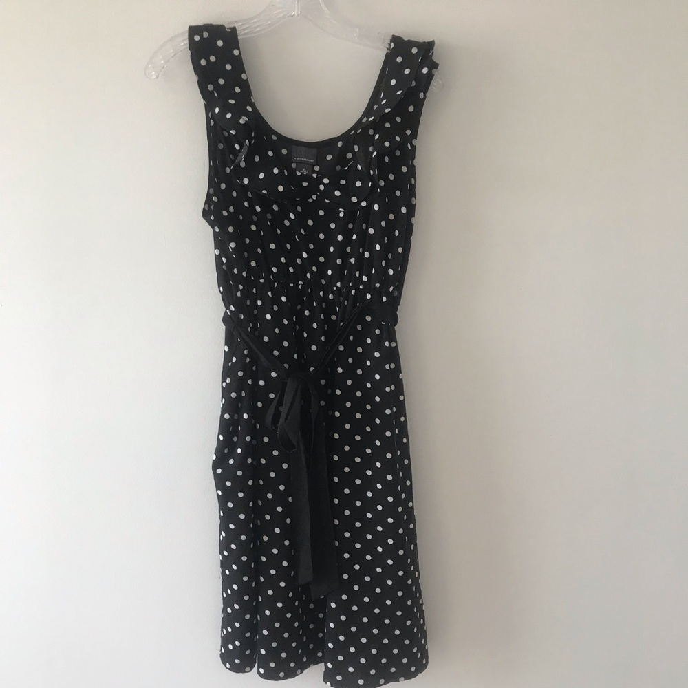 Oh baby by motherhood‎ black & white dress